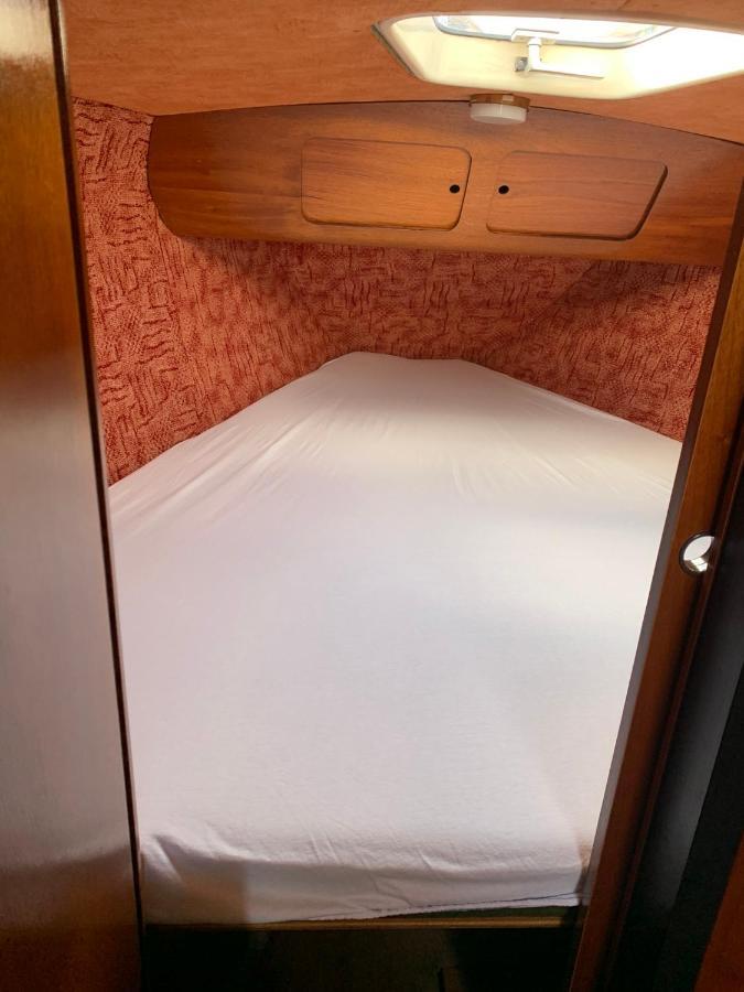 Ubytovani Na Jachte Hotel Lipno nad Vltavou Kültér fotó